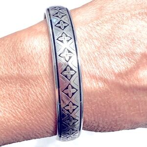 Retired Brighton Bangle Bracelet